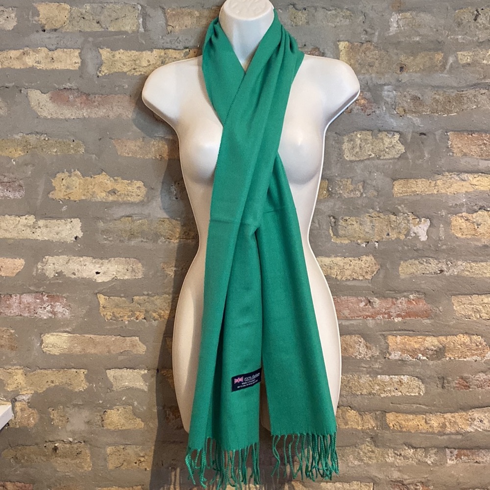 100% CASHMERE GREEN SCARF